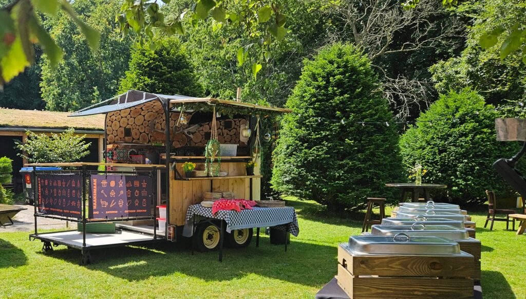 sfeerfoto van foodtruck van haaksmaak