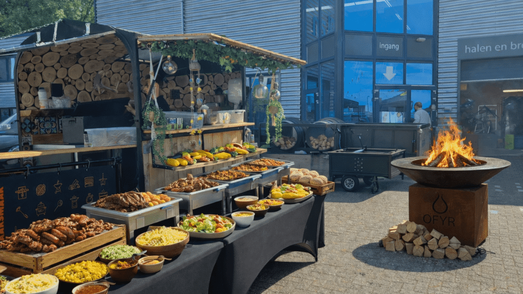 buffet van catering bedrijfsfeest door haaksmaak
